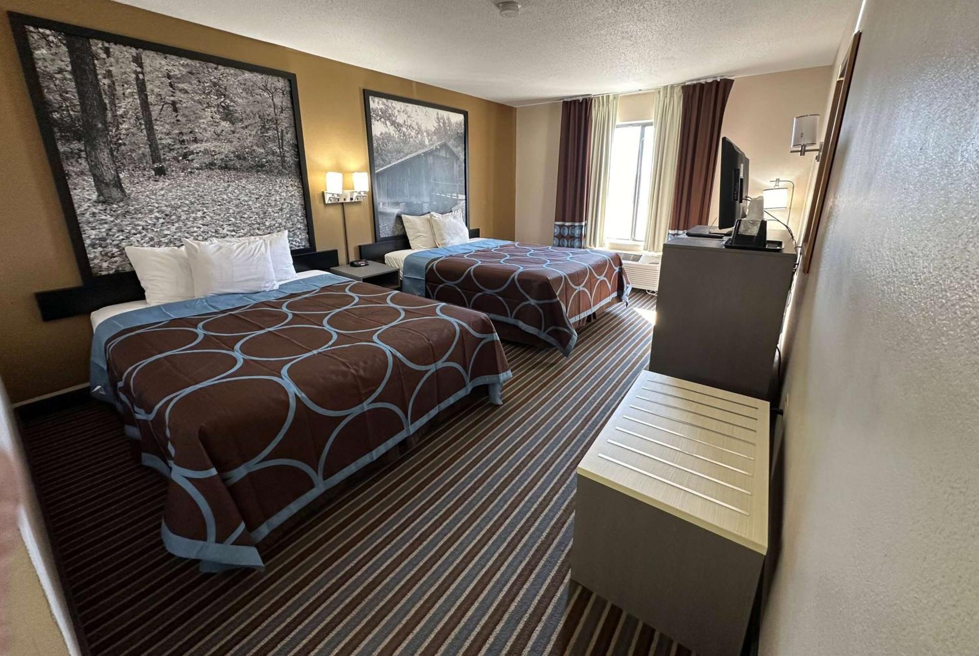 Super 8 By Wyndham Columbia Clark Lane Otel Dış mekan fotoğraf