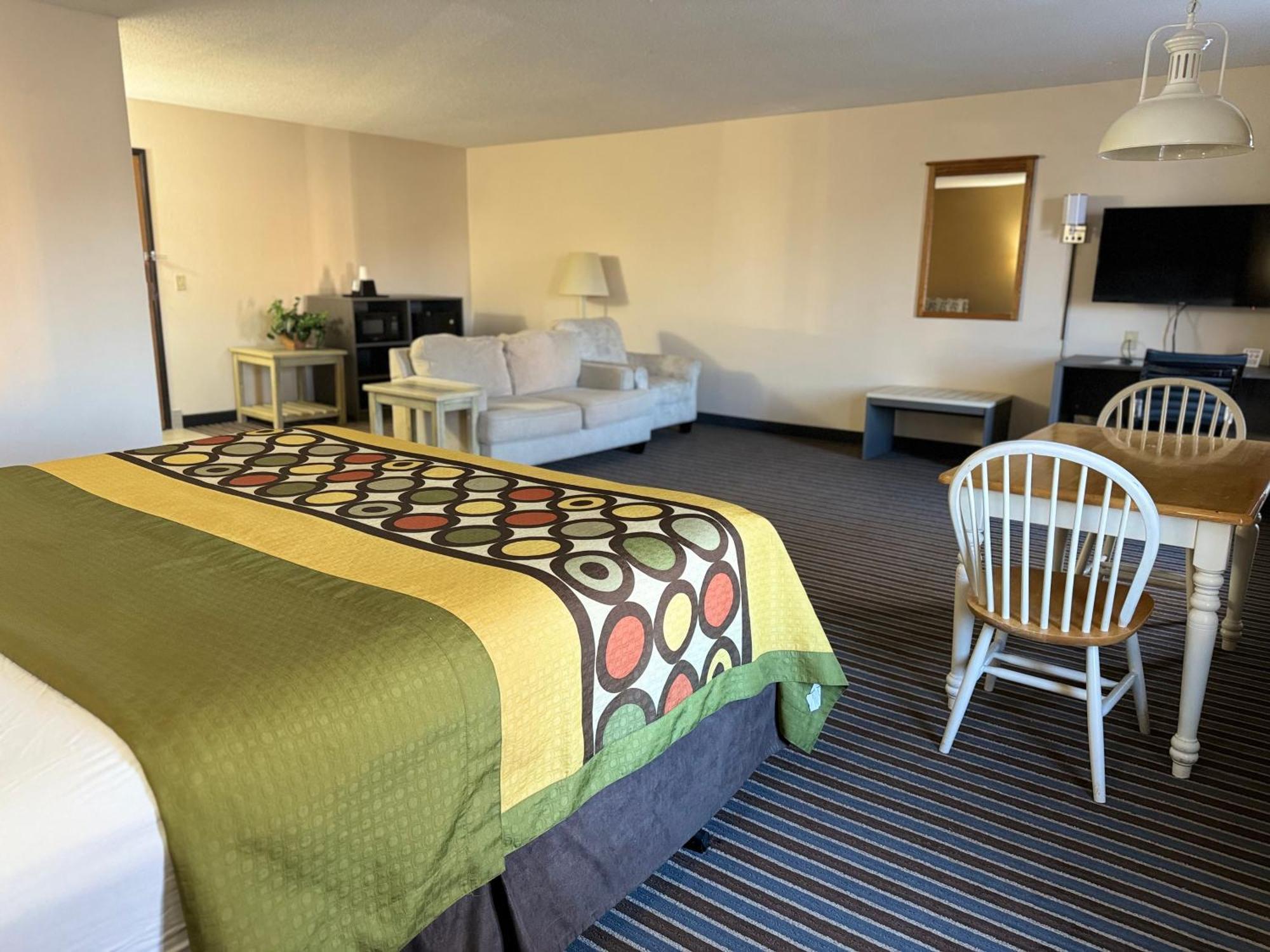 Super 8 By Wyndham Columbia Clark Lane Otel Dış mekan fotoğraf