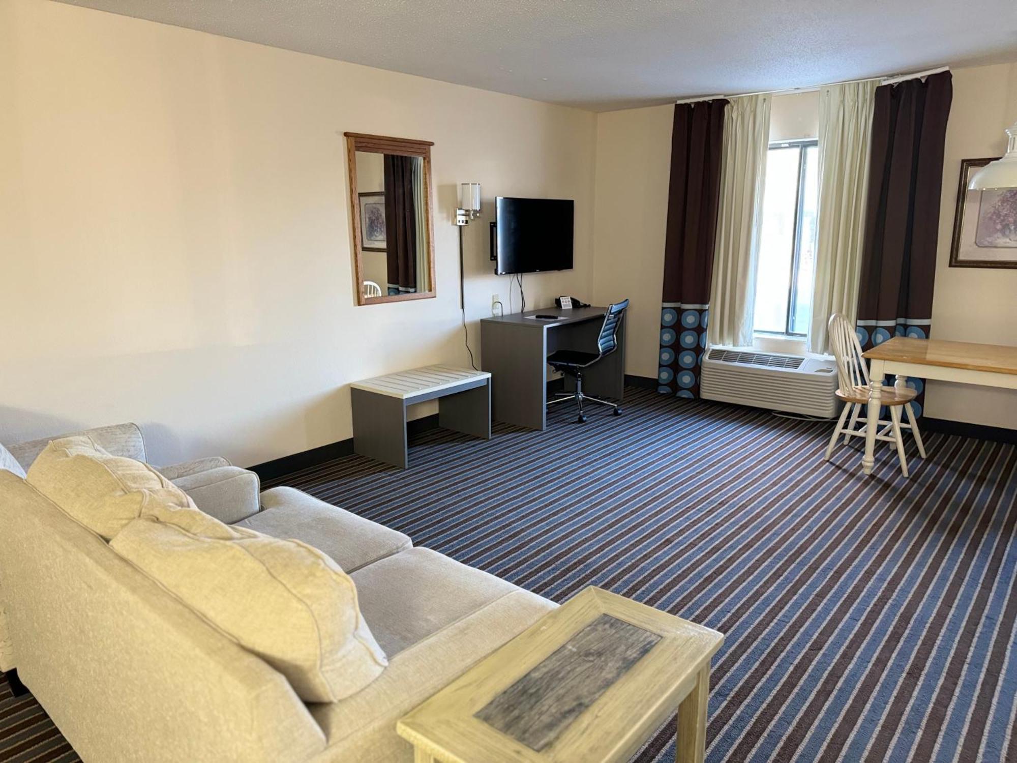 Super 8 By Wyndham Columbia Clark Lane Otel Dış mekan fotoğraf