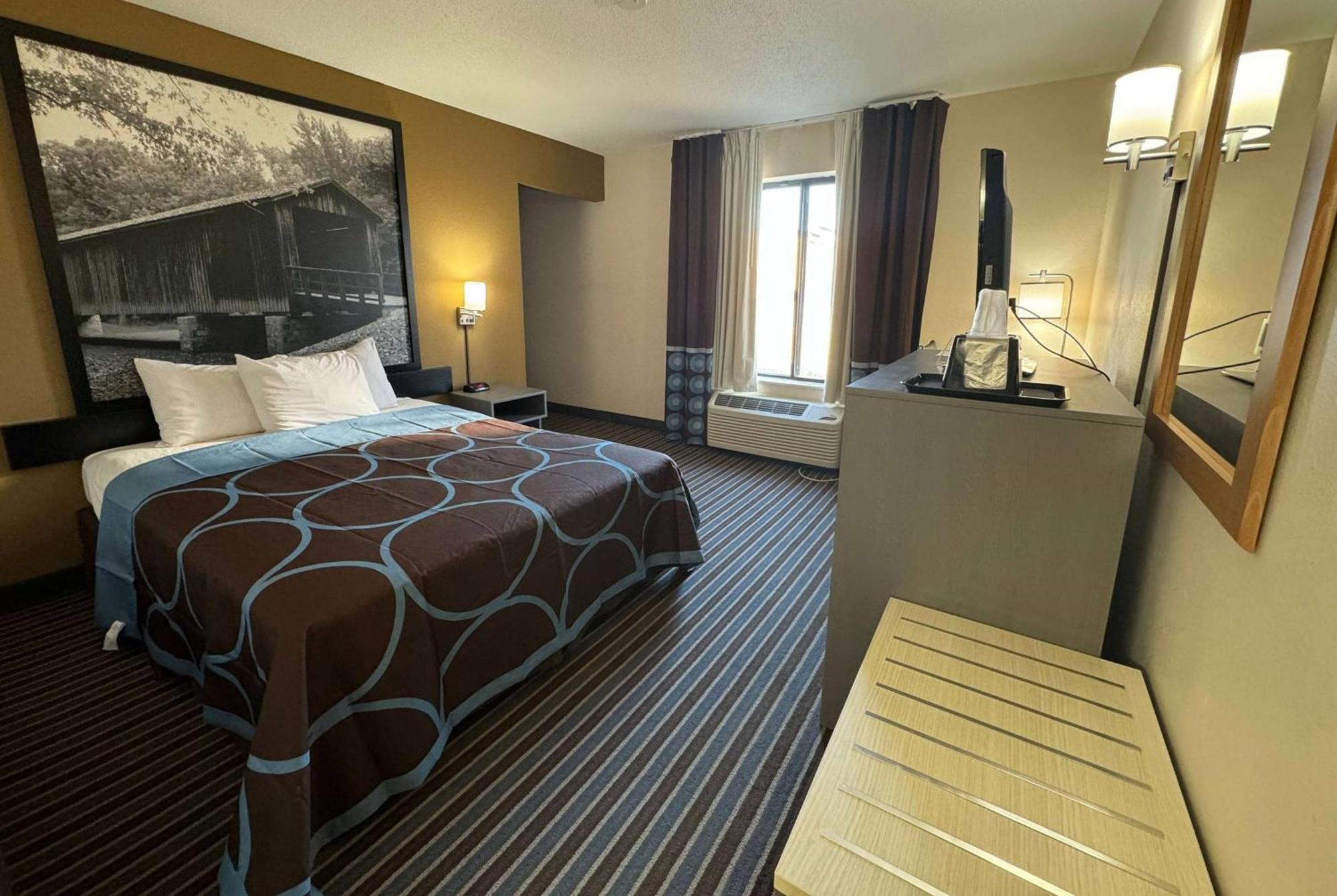 Super 8 By Wyndham Columbia Clark Lane Otel Dış mekan fotoğraf